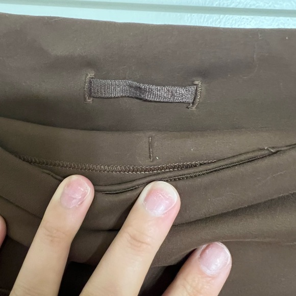 Lululemon Wundertrain 6” Shorts with pockets - JAVA - Picture 3 of 4